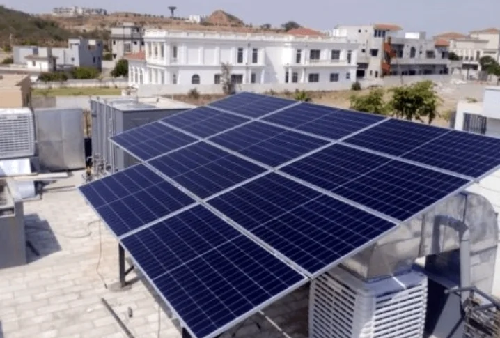 Large solar array installed on a commercial building roof